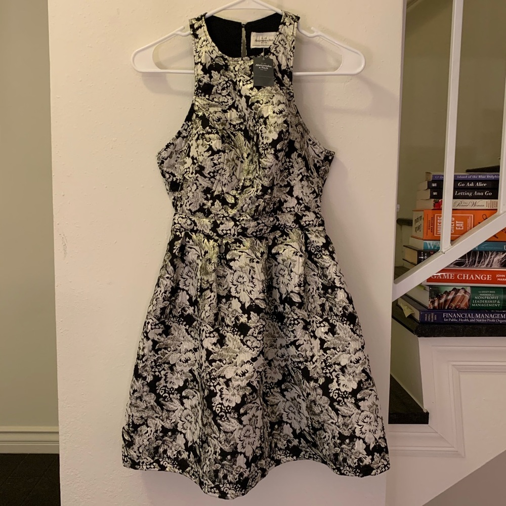 NWT Abercrombie & Fitch Brocade Dress XS